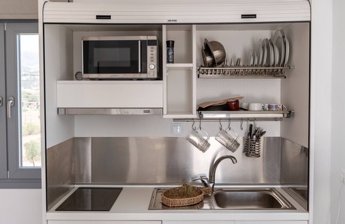 Paros Apartment | Studio Apartment 'Villa Anastasio' with Sea View, Wi-Fi and Air Conditioning