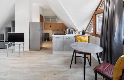 Alsfeld Apartment | Studio Apartment 'Vogelsberger Bett Die 2' with Wi-Fi