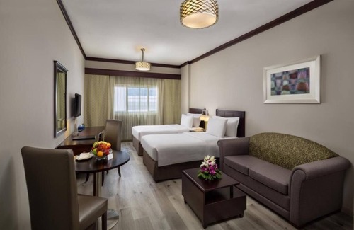 Al Mankhool Apartment | Studio Apartment w/Twin Beds close to BurJuman Mall Bur Dubai
