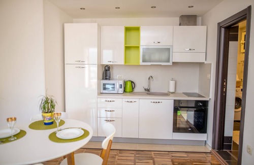 Centar Apartment | Studio apartment with big terrace & sea view