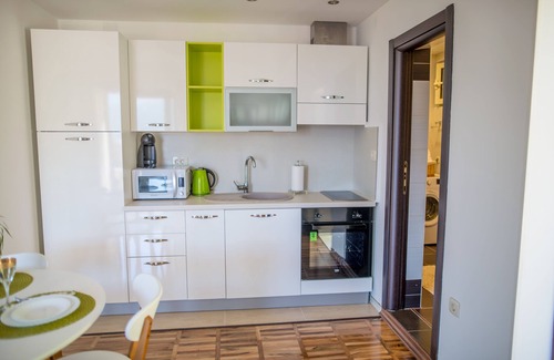 Centar Apartment | Studio apartment with big terrace & sea view