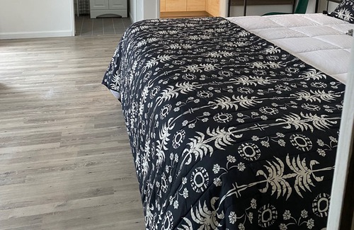 Ventura Apartment | Studio Apartment with Private Patio