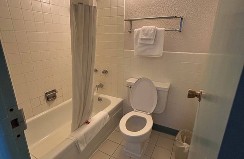 Sterling Hotel | Studio Apartments