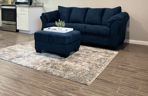 Montrose Apartment | Studio Apt @Montrose near Downtown, Remote Friendly environment