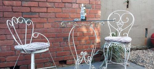 Glenwood Apartment | Studio at 142