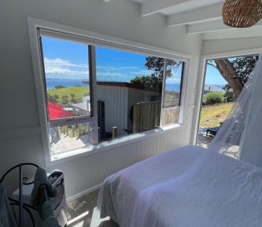Opito Bay House | Studio at Otama Beach -Pohutakawa