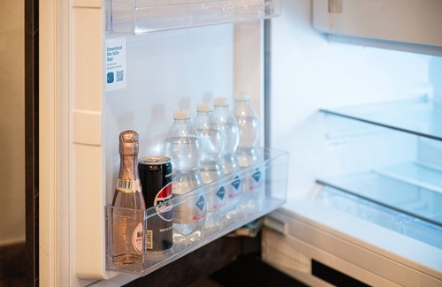 Capoterra Apartment | Studio 'Attilio's House' with Balcony, Wi-Fi and Air Conditioning