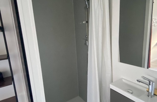 Heuze - Saint-Georges Apartment | Studio Atypique le Mans Proche Gare et Chemin de Halage