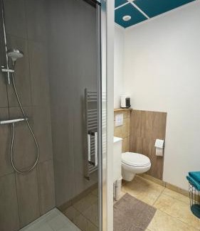 Florentin-la-Capelle Apartment | Studio au bord de la rivière
