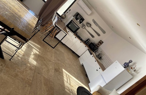 Bedarrides Apartment | Studio au Cœur des Vignes