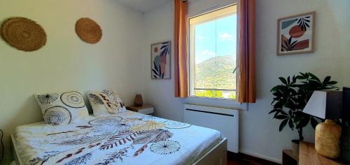 Digne-les-Bains Apartment | Studio au calme vue montagne "Petit Tibet"