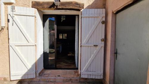 Puyloubier House | Studio Au Pied De La Sainte Victoire