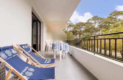Quimiac Apartment | Studio avec balcon, à 200m de la plage, proche commerces et restos, parking privé, lit bébé inclus