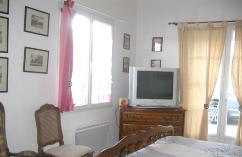 Tonnay-Charente Apartment | Studio avec jardin clos et wifi a Tonnay Charente