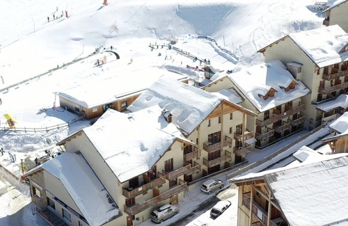 Les Orres Apartment | Studio avec Kitchenette Équipée et Balcon