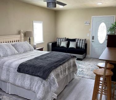 Polk City Apartment | Studio B