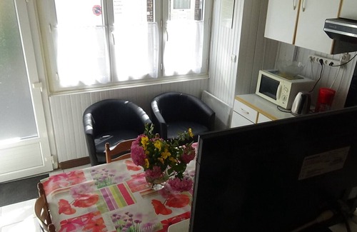Dieppe Apartment | Studio Béthencourt ground floor - WIFI between beach and marina close to restaurants
