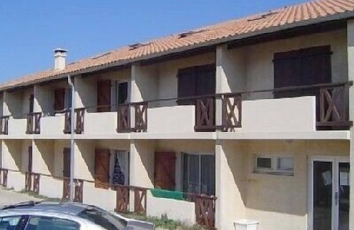 Saint-Girons Plage Apartment | Studio between sea and forest 150m from the beach/CHQ HOLIDAYS ACCEPTED/INTERNET