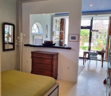Den Oever Apartment | Studio Blank - a night in the gallery