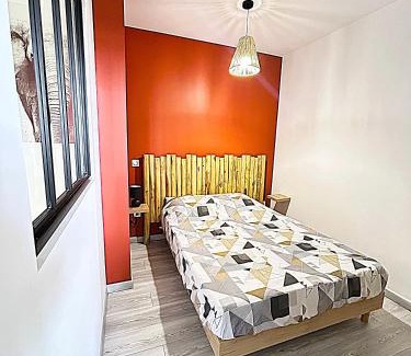 Quartier Saint-Marc - Croix de Pierre - Saint-Nicaise Apartment | Studio Bohème