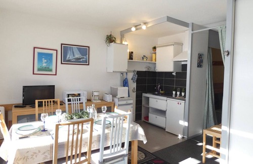 Piau Engaly Apartment | Studio cabin for 6 with balcony, south exposure, Club Engaly II