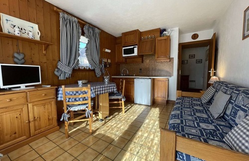 Praz-sur-Arly Apartment | Studio cabin in Praz-sur-Arly near slopes with parking