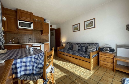 Praz-sur-Arly Apartment | Studio cabin in Praz-sur-Arly near slopes with parking