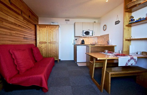 Chamrousse Apartment | Studio cabin with covered parking in Chamrousse