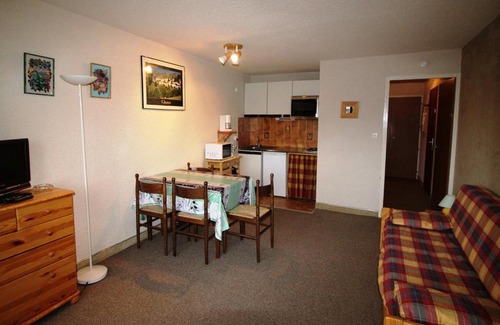 Auris Apartment | Studio cabine spacieux à 250m des pistes, 4 couchages, parking gratuit - Auris en Oisans - FR-1-297-248