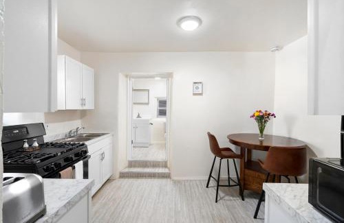 South Capitol Apartment | Studio Casita-15 min walk to Downtown Plaza