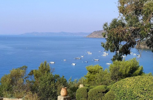 Cavaliere Apartment | Studio Cavalaire near the sea classified 2 stars furnished with tourism