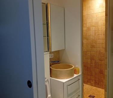 Garches Apartment | studio centre paris 15e near montparnasse