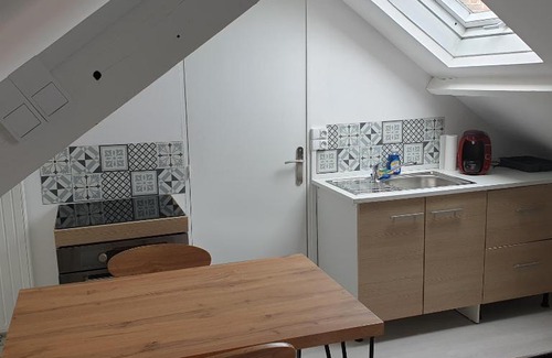 Henin-Beaumont Apartment | Studio centre ville Henin Beaumont