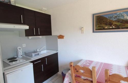 Les Carroz-d'Araches Apartment | Studio charmant 4 pers, centre village, proche pistes et commerces - FR-1-572-122