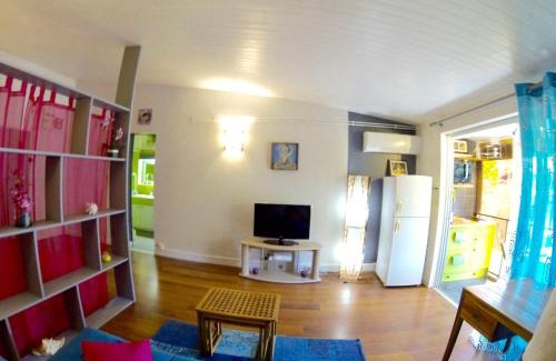 L'Autre-Bord Apartment | Studio charmant Le Moule 35m² + balcon