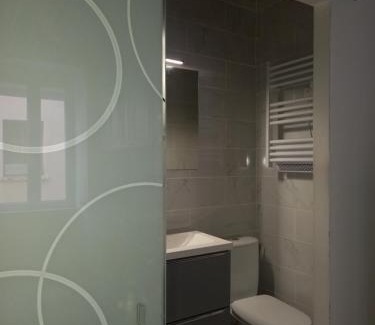 St Gervais sur Mare Apartment | Studio chemin compostelle