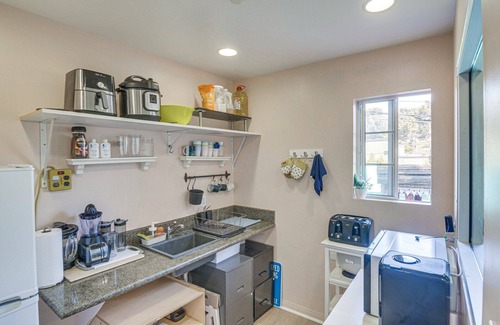 Norma Triangle Bed & Breakfast | Studio City 1/2 Mile from Universal. Preschool turned Bed and Breakfast