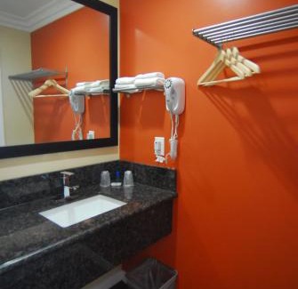 Studio City Hotel | Studio City Inn - Near Universal Studios Hollywood
