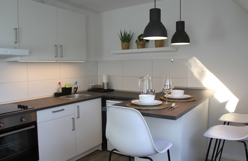 Griesenbruch Apartment | Studio-City-Private Bathroom-City view