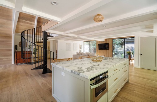 Studio City House | Studio City Stunning House with 5 bedrooms, Pool, Jacuzzi, Fire-pit, Guest House