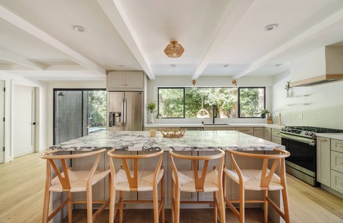 Studio City House | Studio City Stunning House with 5 bedrooms, Pool, Jacuzzi, Fire-pit, Guest House