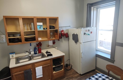 South Range Apartment | Studio Close to MTU, Houghton, Keweenaw, Dining, on the Trail & Full Amenities