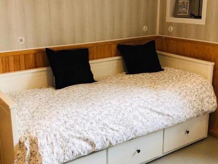 Ax-les-Thermes Apartment | STUDIO COEUR DE VIEILLE VILLE