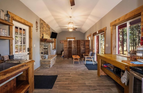 Angel Fire House | Studio Cole by Velo S