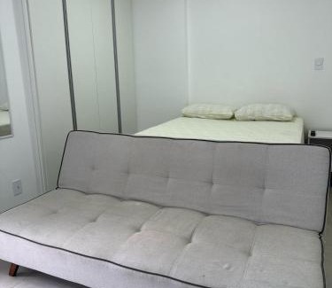 Centro Apartment | Studio com piscina e academia no Independência 915