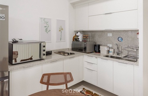 Matriz Apartment | Studio cond c/piscina 180m Hard Rock café ESR1912