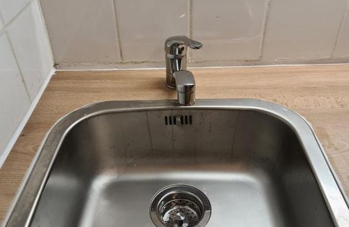 Fontaine Apartment | Studio cosy avec clim et jardin