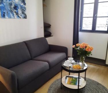 Gannat Apartment | Studio cosy et moderne