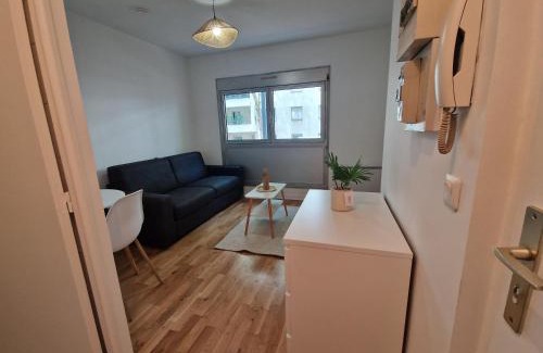 Villette Gare Apartment | Studio cosy