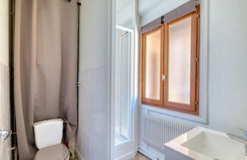 Neuville-sur-Saone Apartment | Studio cosy - Plein coeur de Neuville